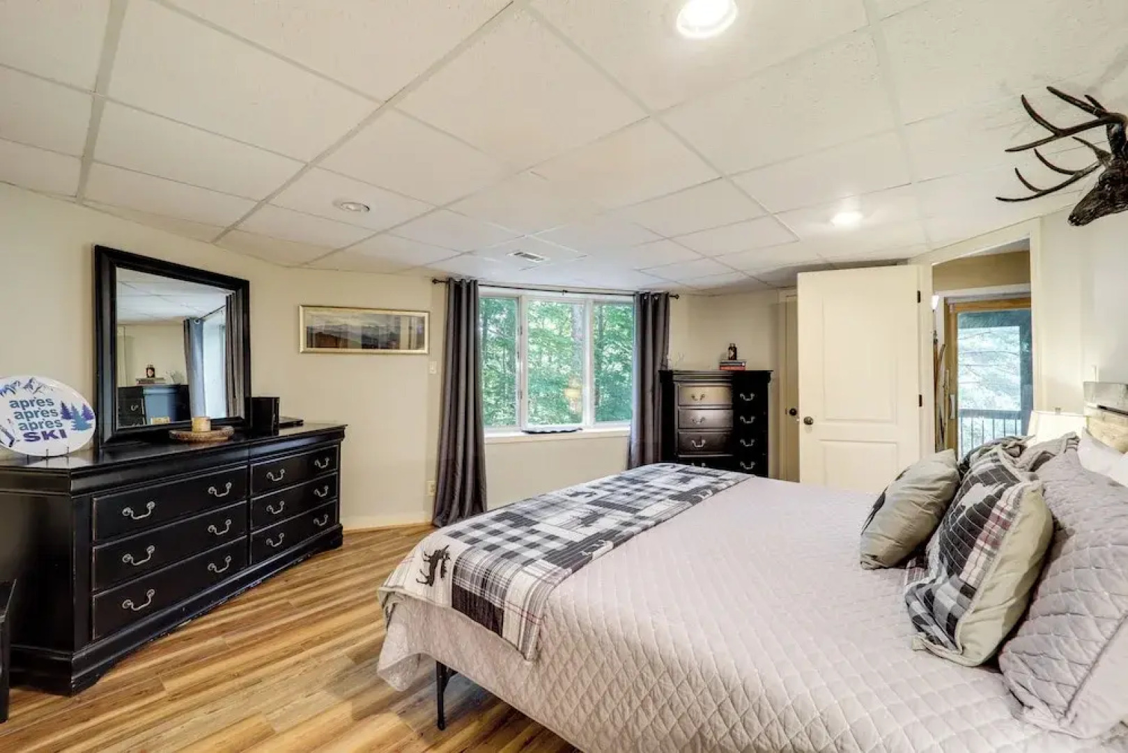 2 Decks, Mountain View: Beech Mountain Cabin!