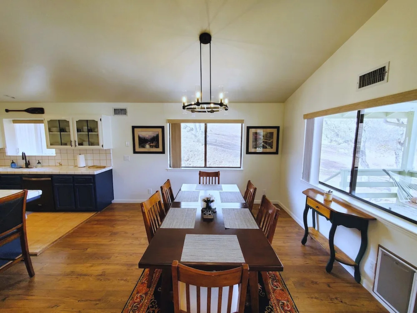 Kern River Retreat - Walk To River & Downtown! 3 Bedroom Retreat by RedAwning