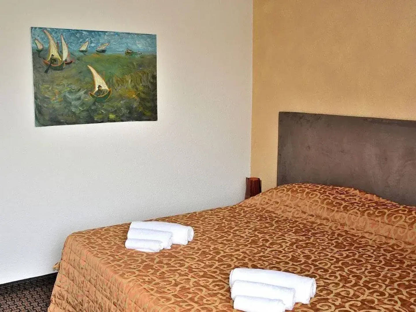 Villa del Filar With Pool