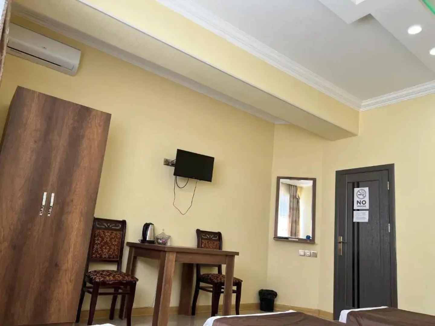 Rahat Hostel
