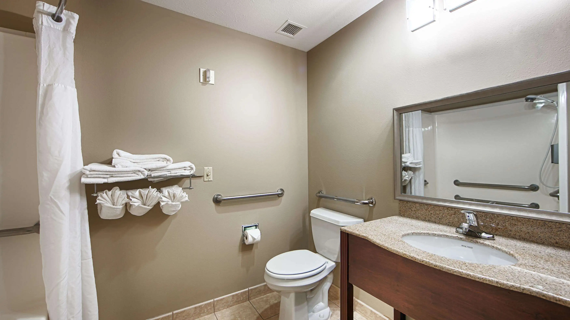 Best Western Plus Pioneer Park Inn