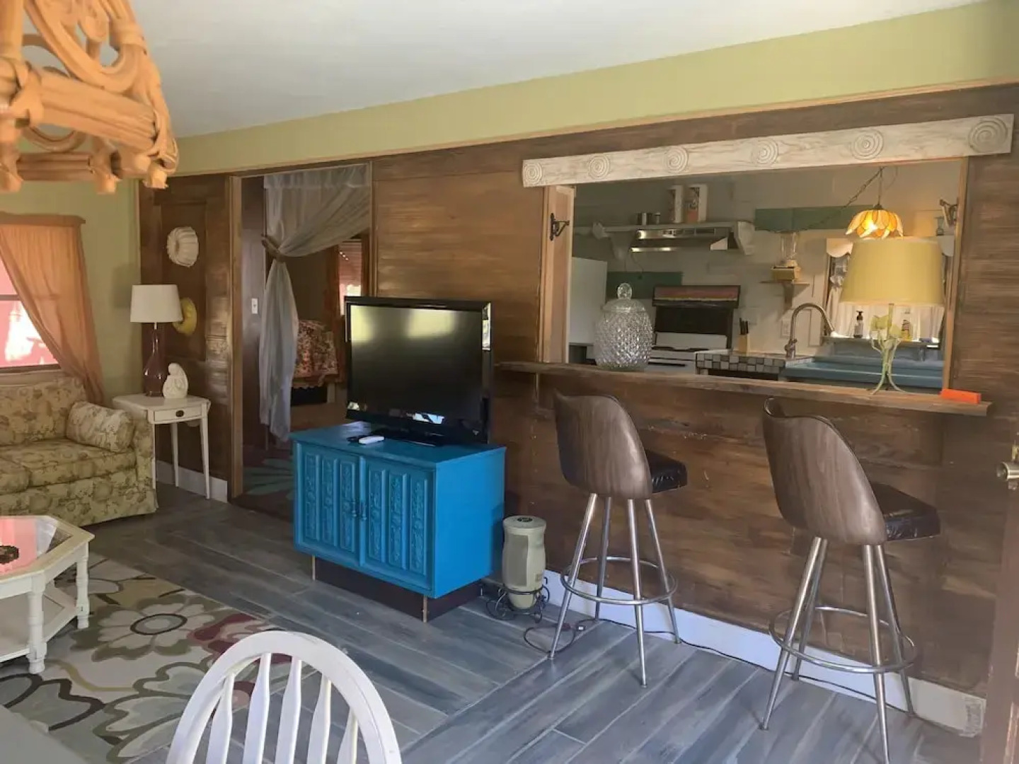 Nature Coast Inn and Cottages