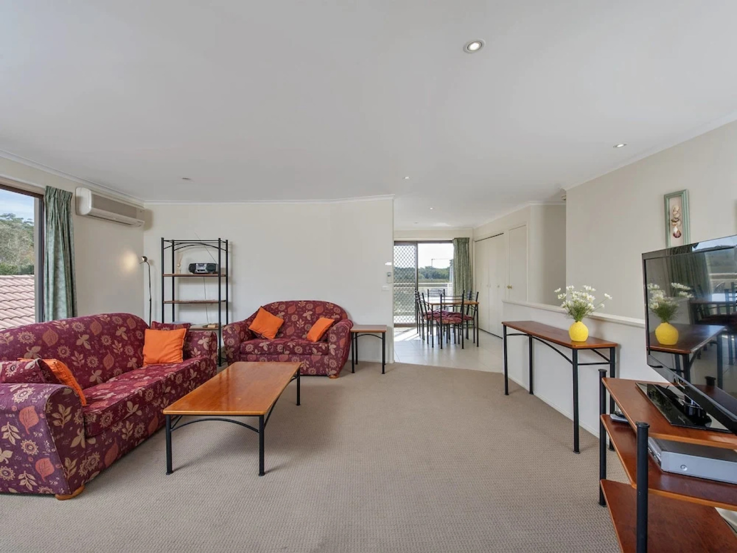 The Breakers, 16A Government Road