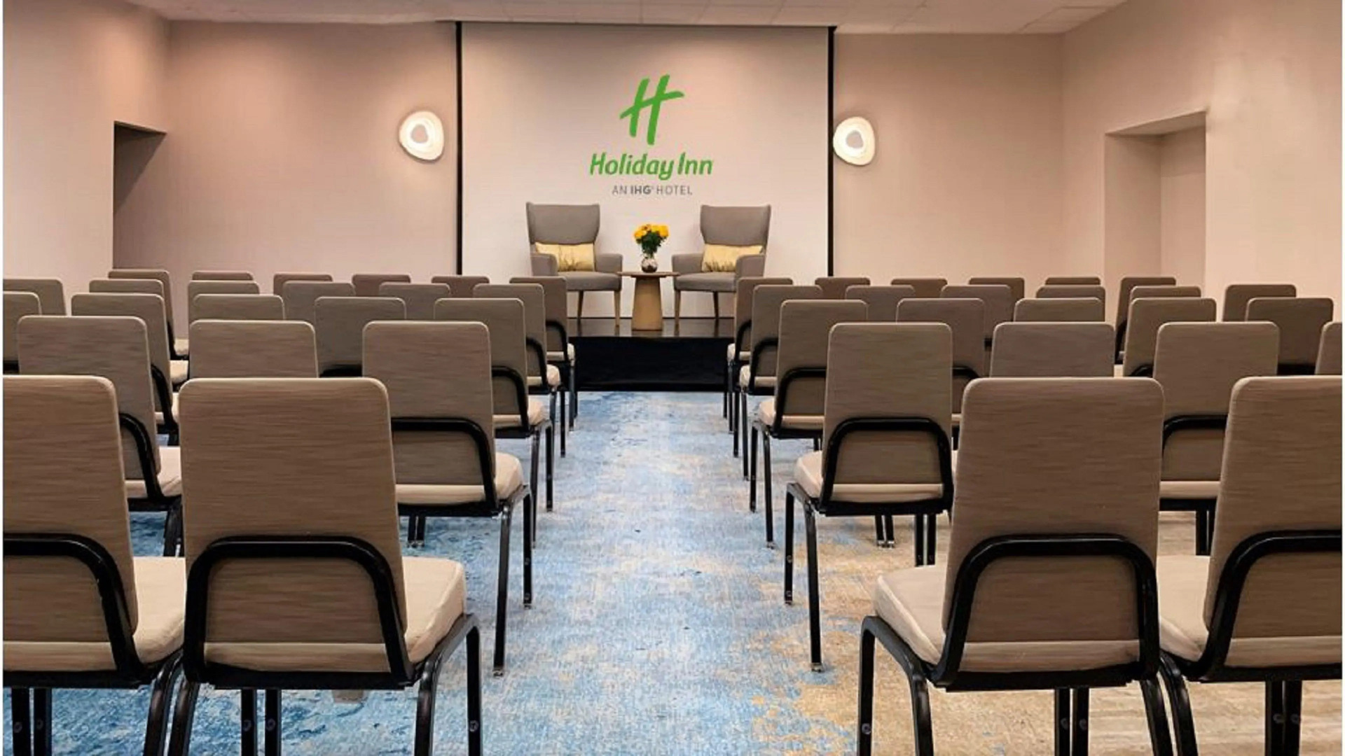 Holiday Inn Los Angeles - LAX Airport by IHG