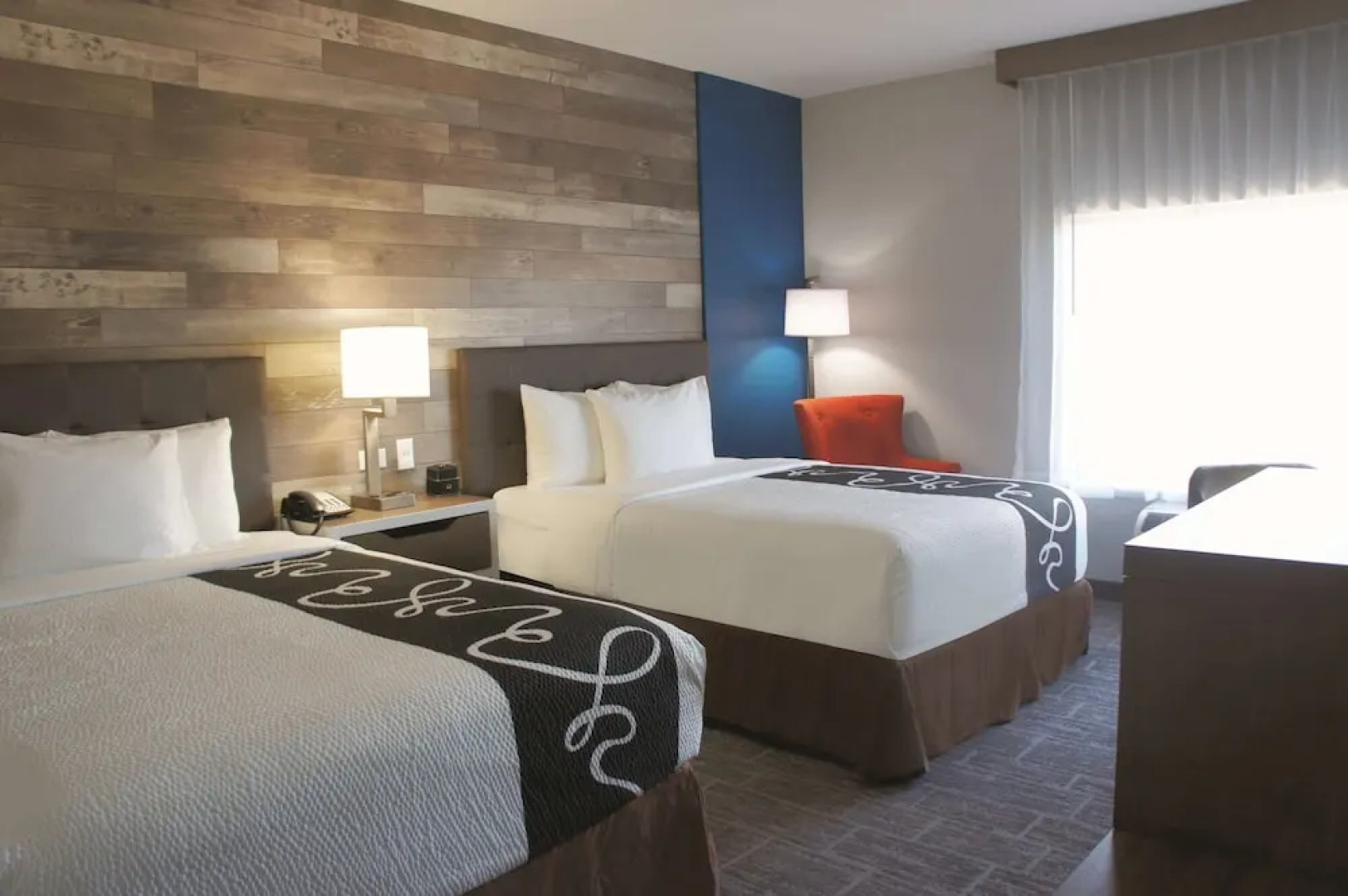 Economy Inn and Suites