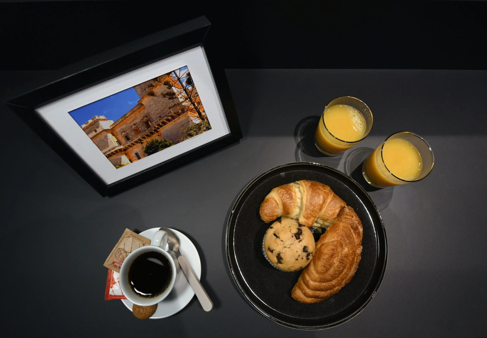 Victoria by Petit Chic