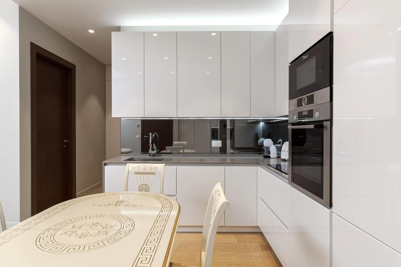 Нью лэвэл групп на улице 1-й Красногвардейский проезд 22 стр. 2