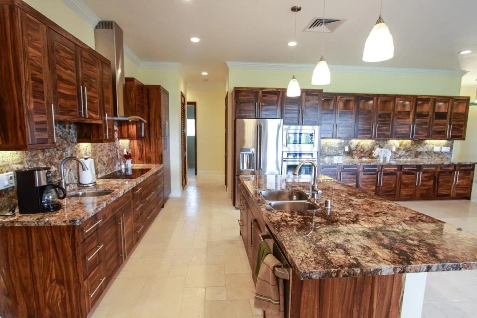 North Shore Country Villa