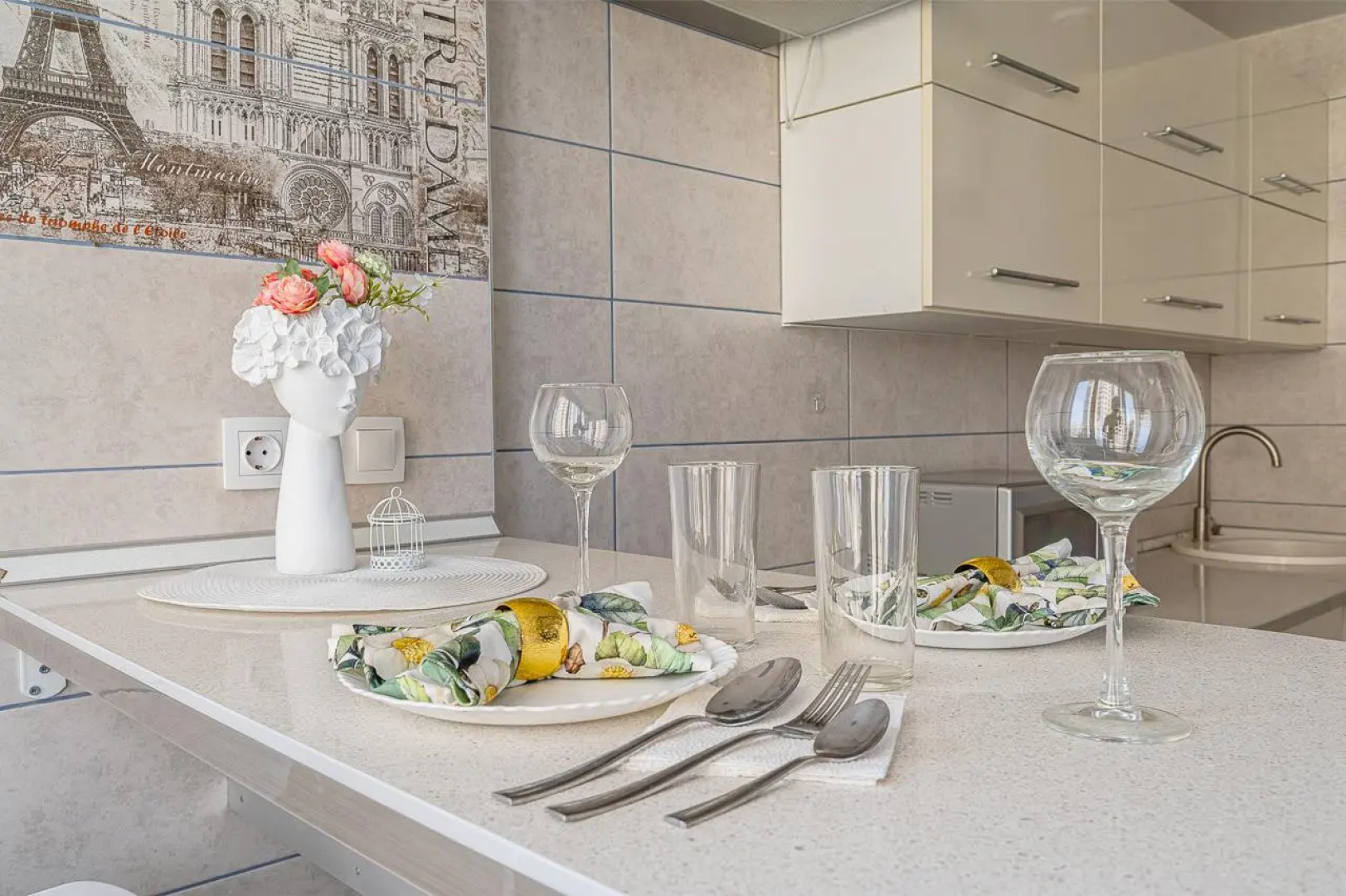 Хорошего дня на улице Александра Козицына 12