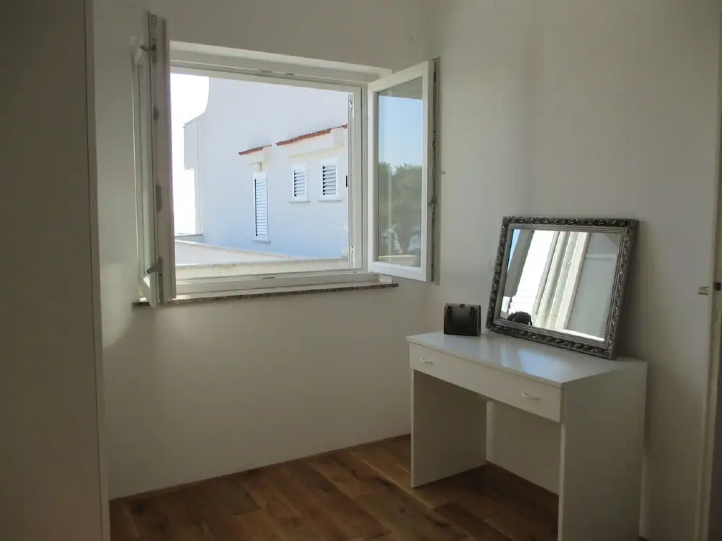 Apartments Mari Novalja