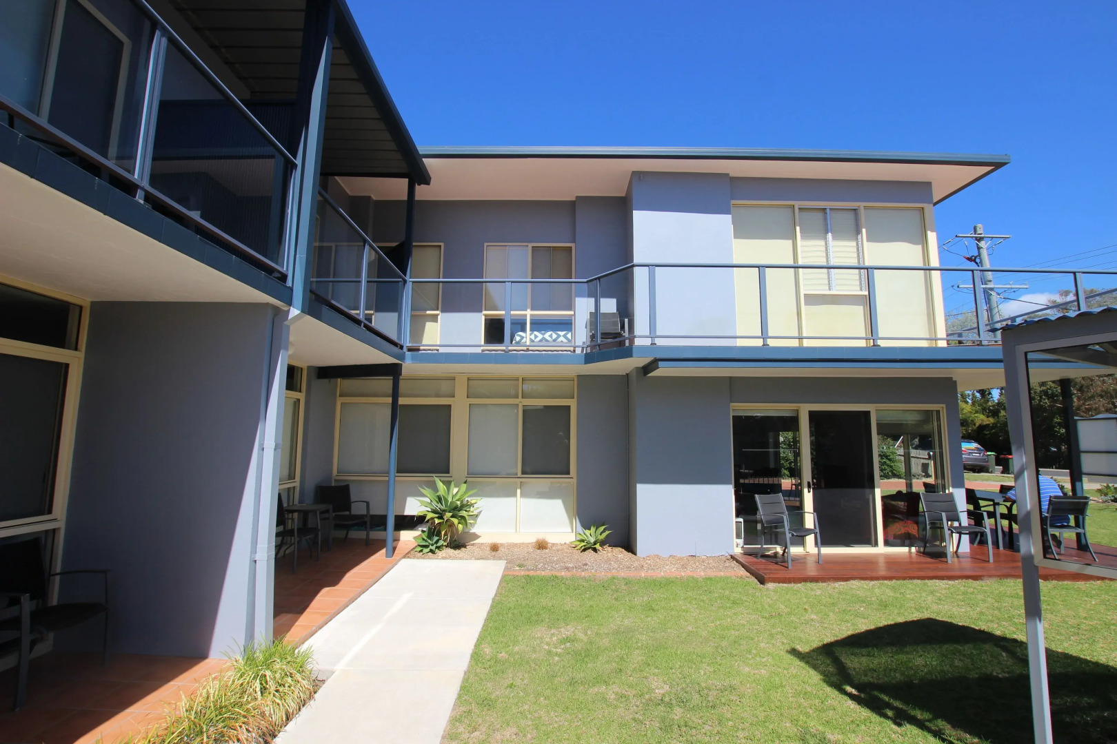 Grandeur Holiday Units