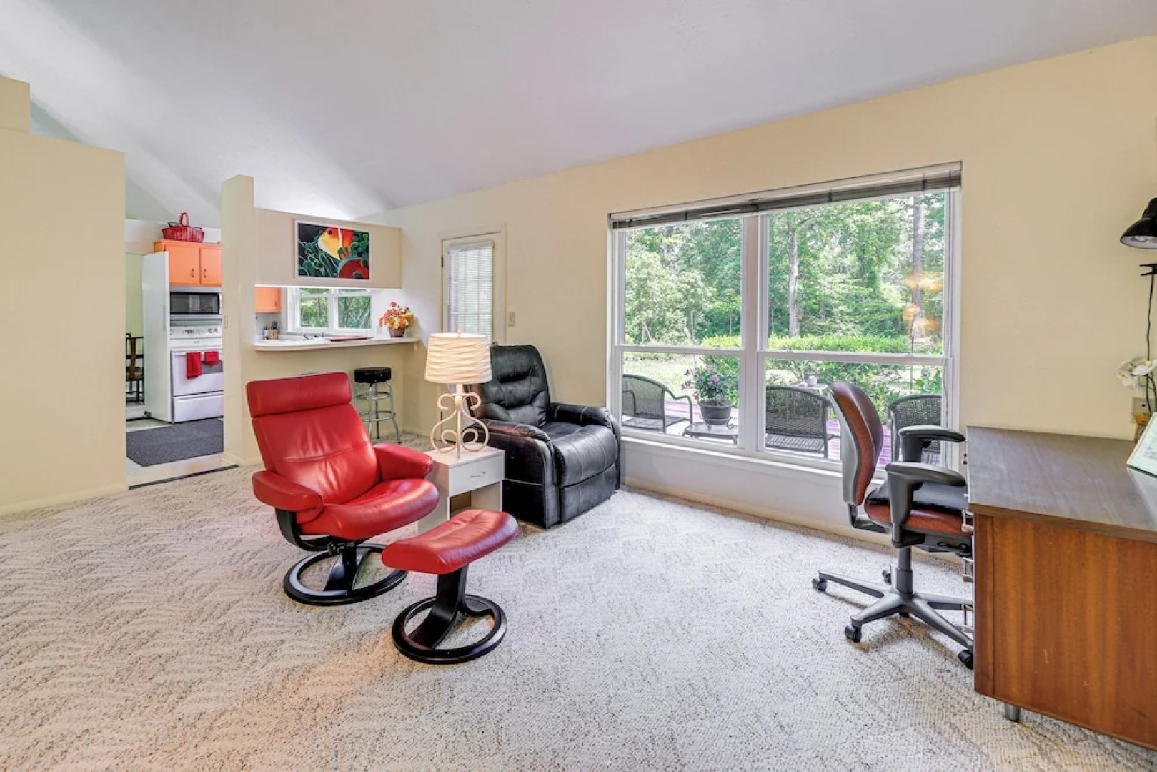 Morehead City Home ~ Walk to Beach Park!