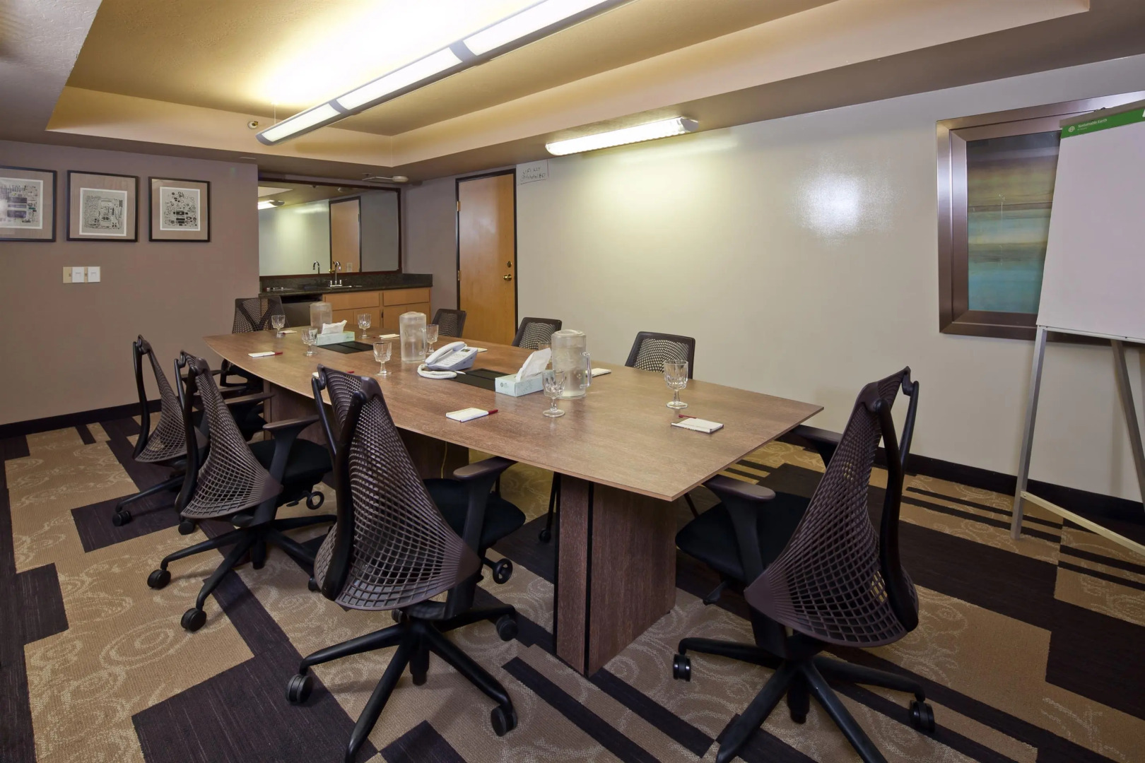 Best Western Plus Scottsdale Thunderbird Suites