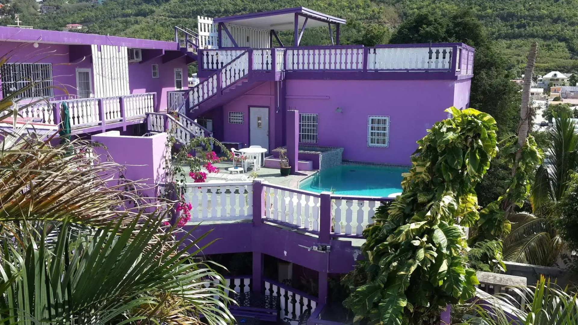 Paula's Country Inn