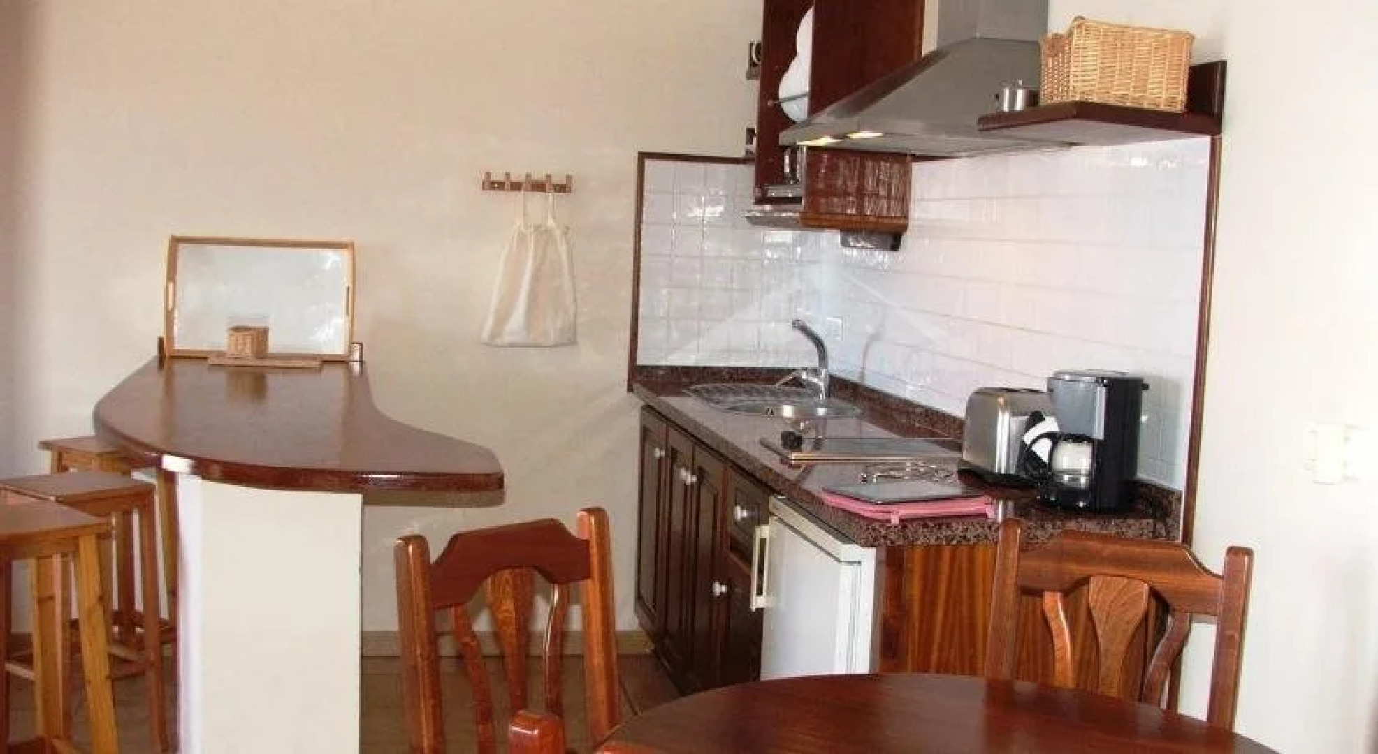 La Muralla Apartamentos