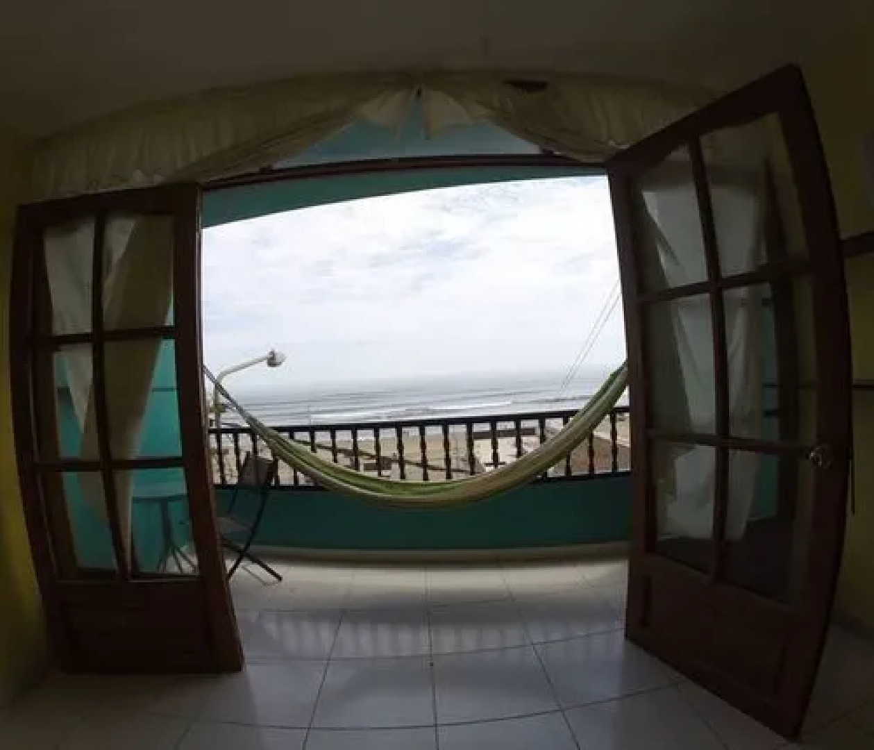 Frogs Surf Hostel Huanchaco