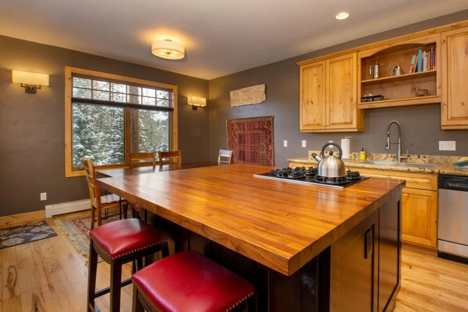 12 Yukon Lane Townhome