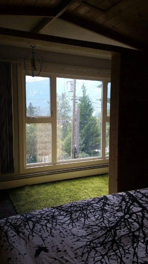 Stoke Stash Bed & Breakfast