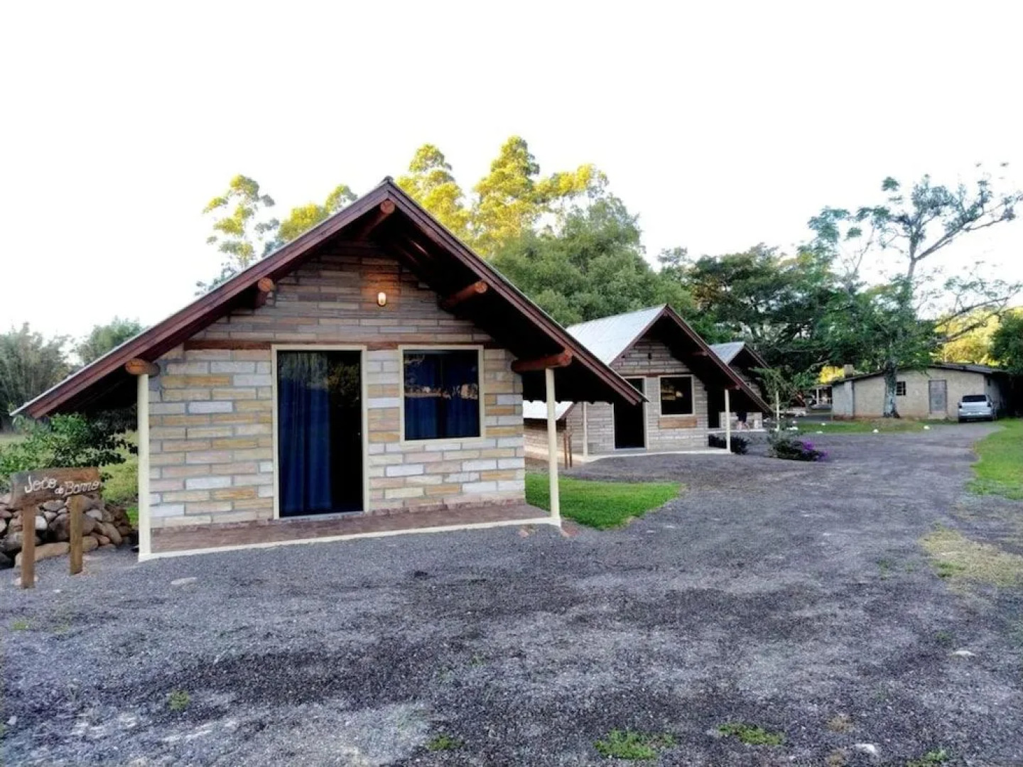 Chalés Vale do Rio do Boi