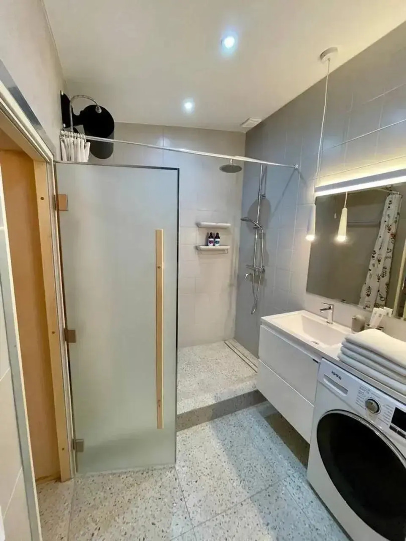 Коттедж с сауной и камином