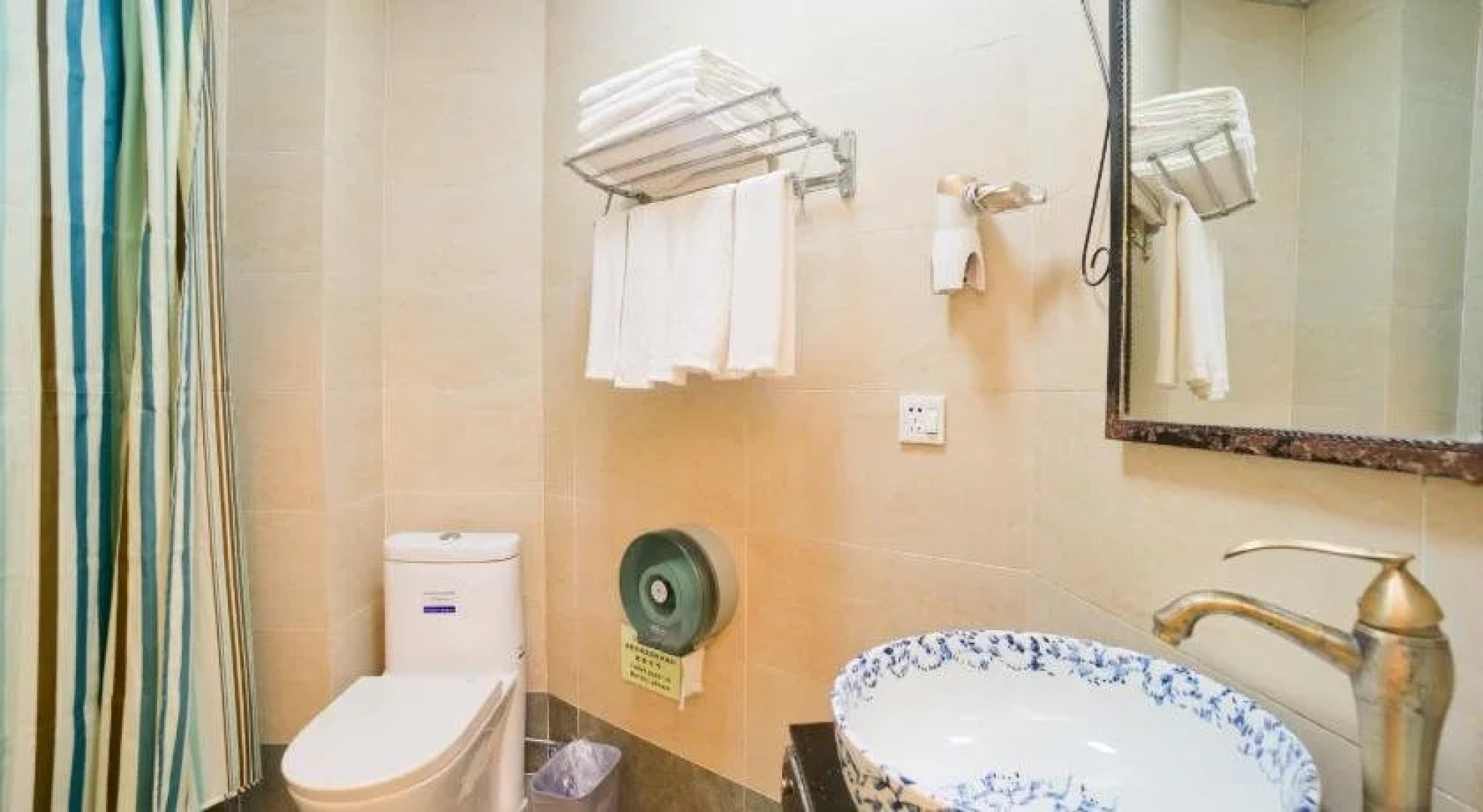 Yangshuo Hillside Garden Hotel