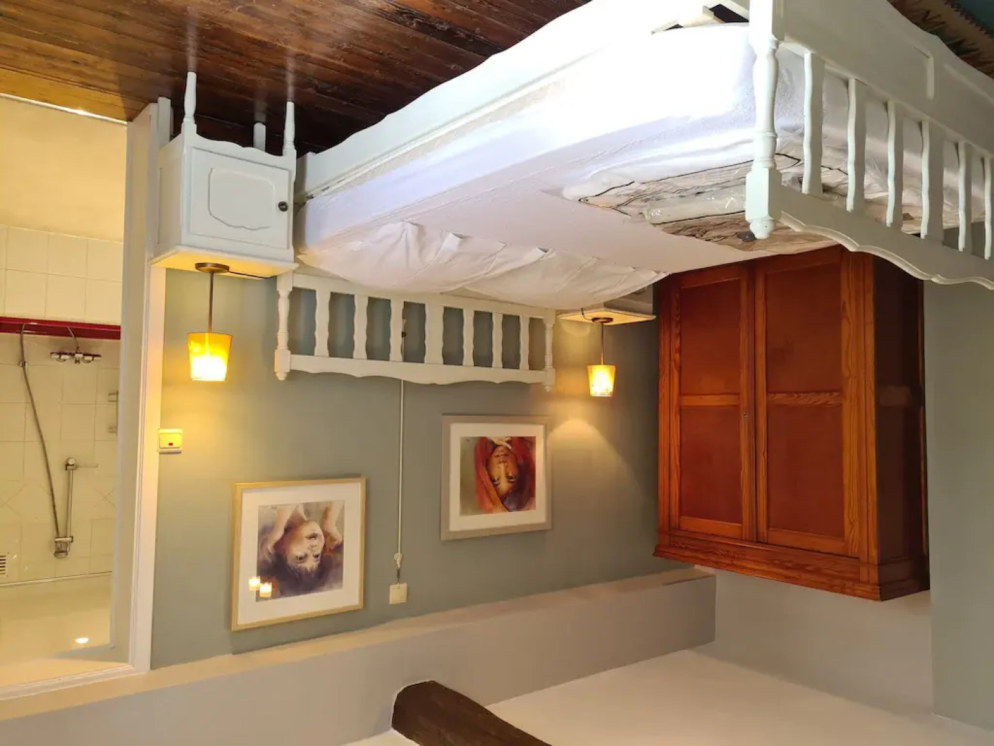 Spacious Holiday Home in Humain with Garden