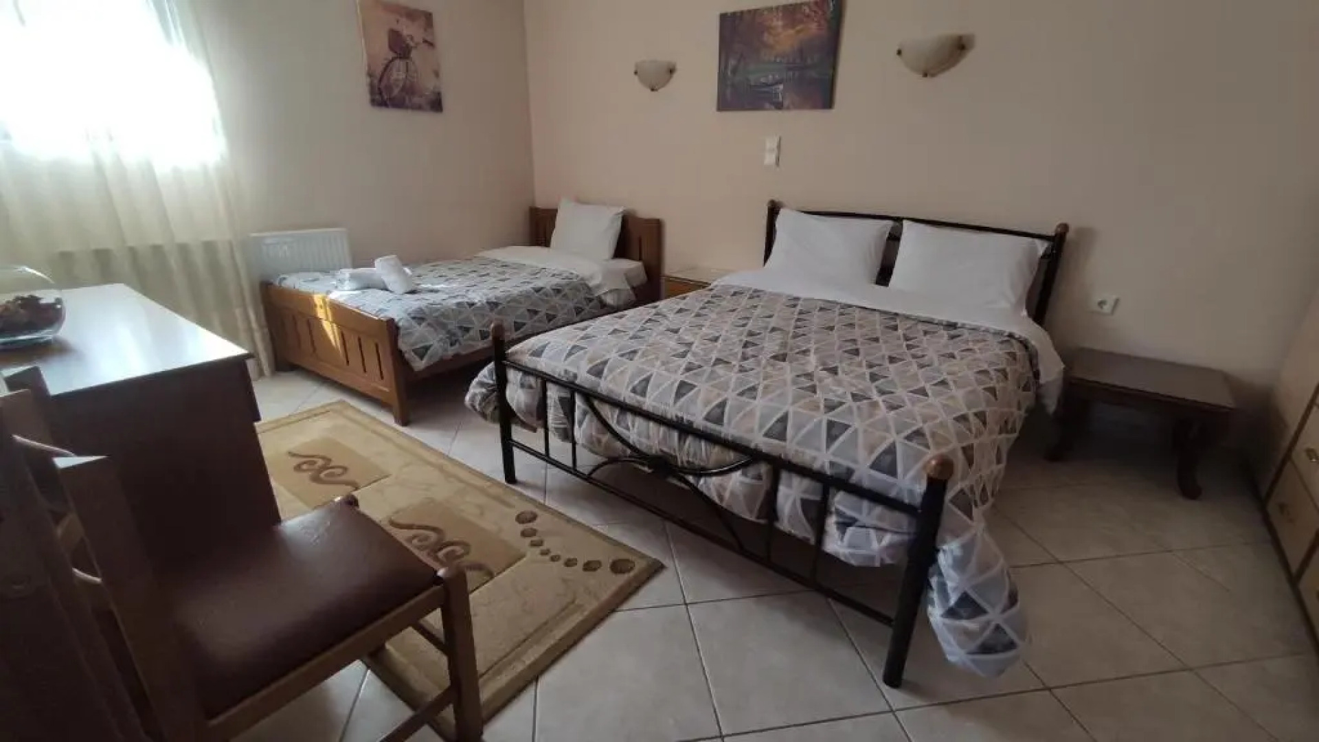 Zisis Garden Studios