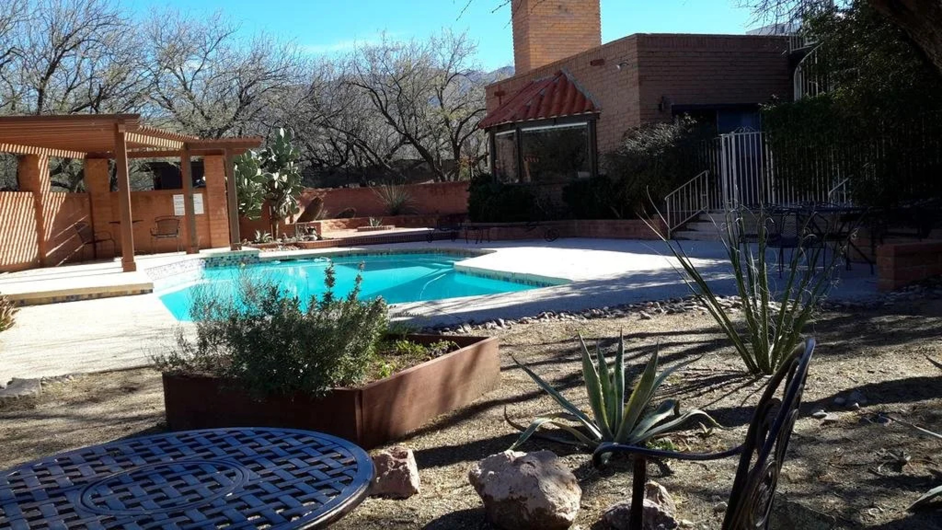 Desert Trails Bed & Breakfast