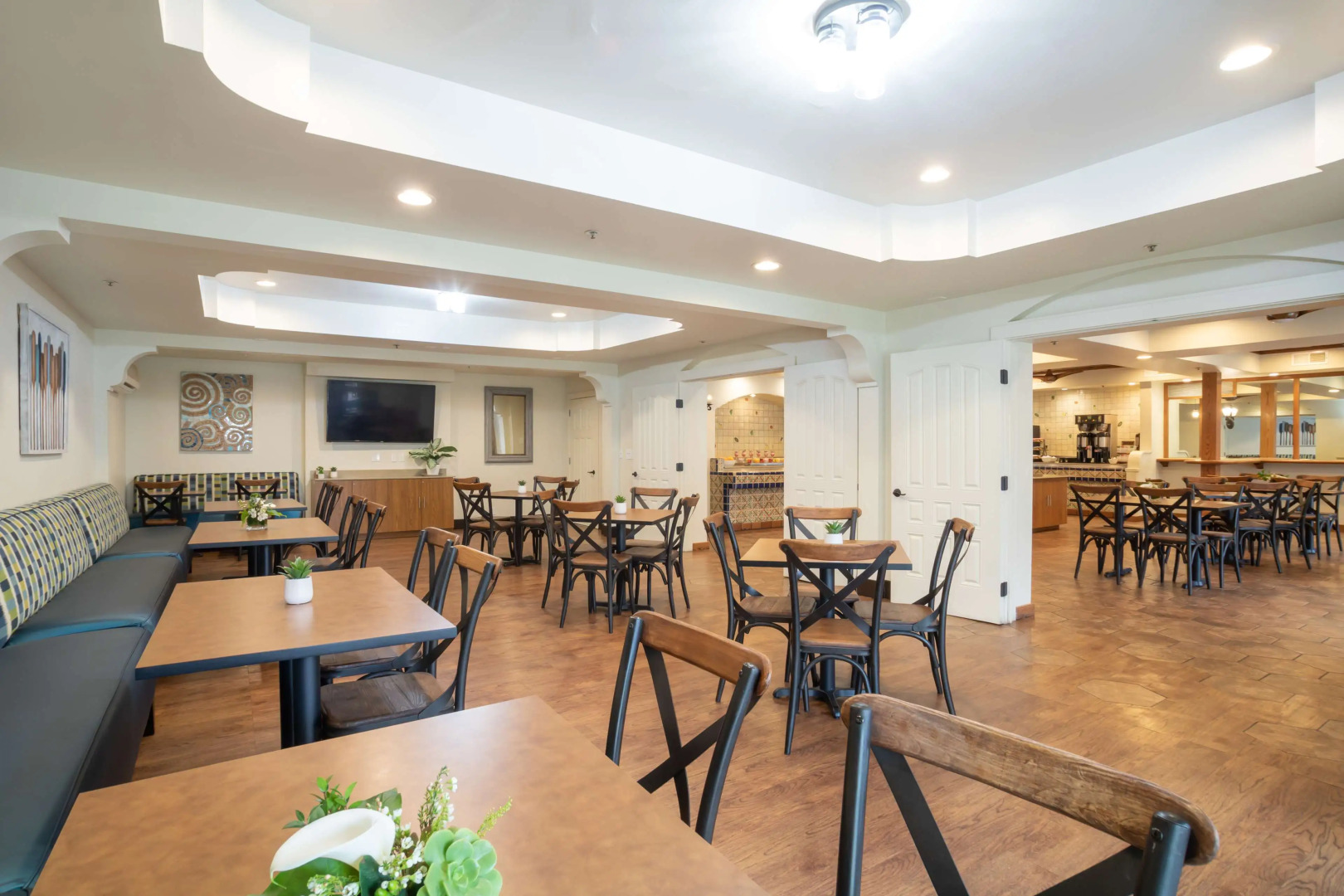 Oxford Suites Pismo Beach