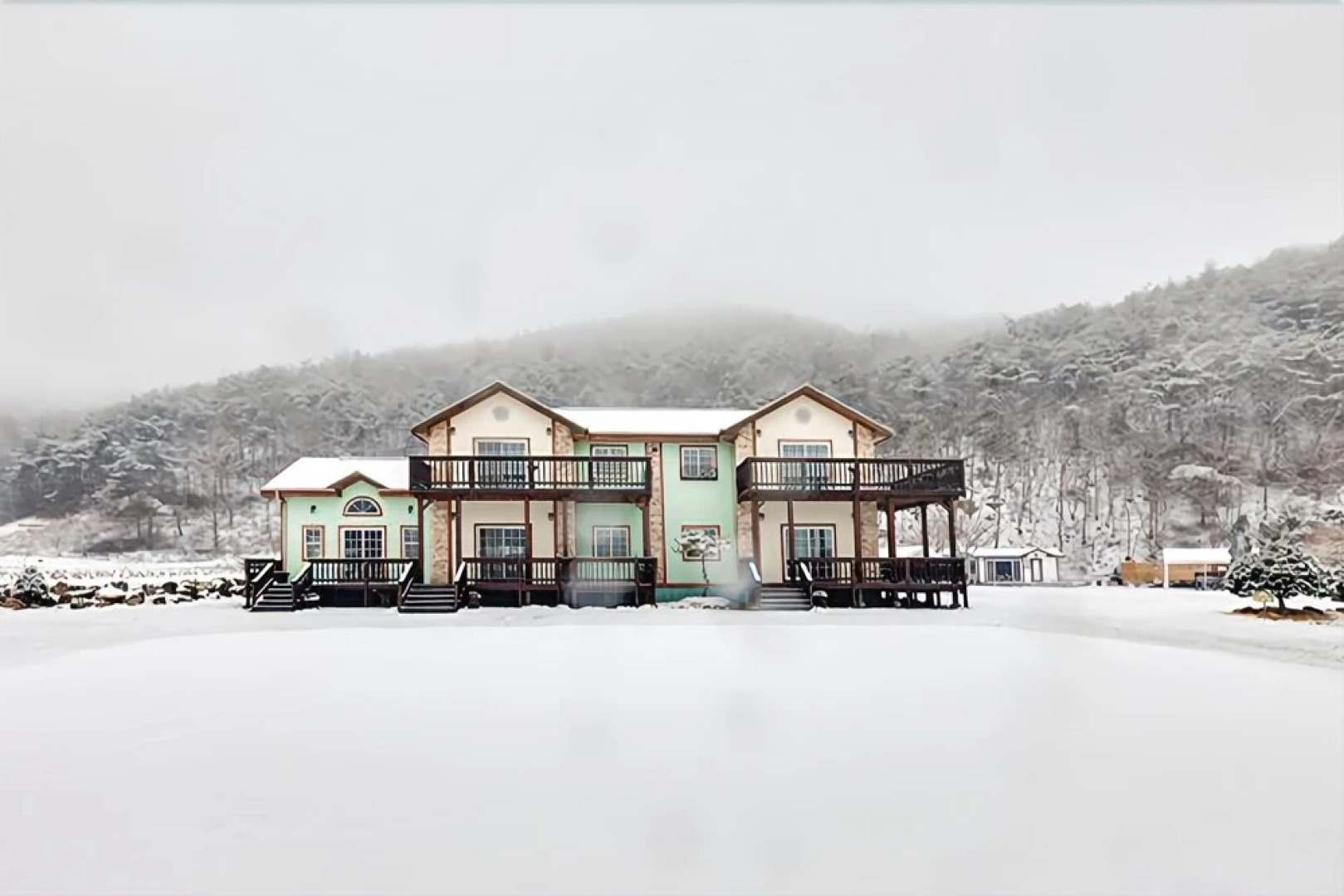 Mungyeong Sunflower Pension&camping Site