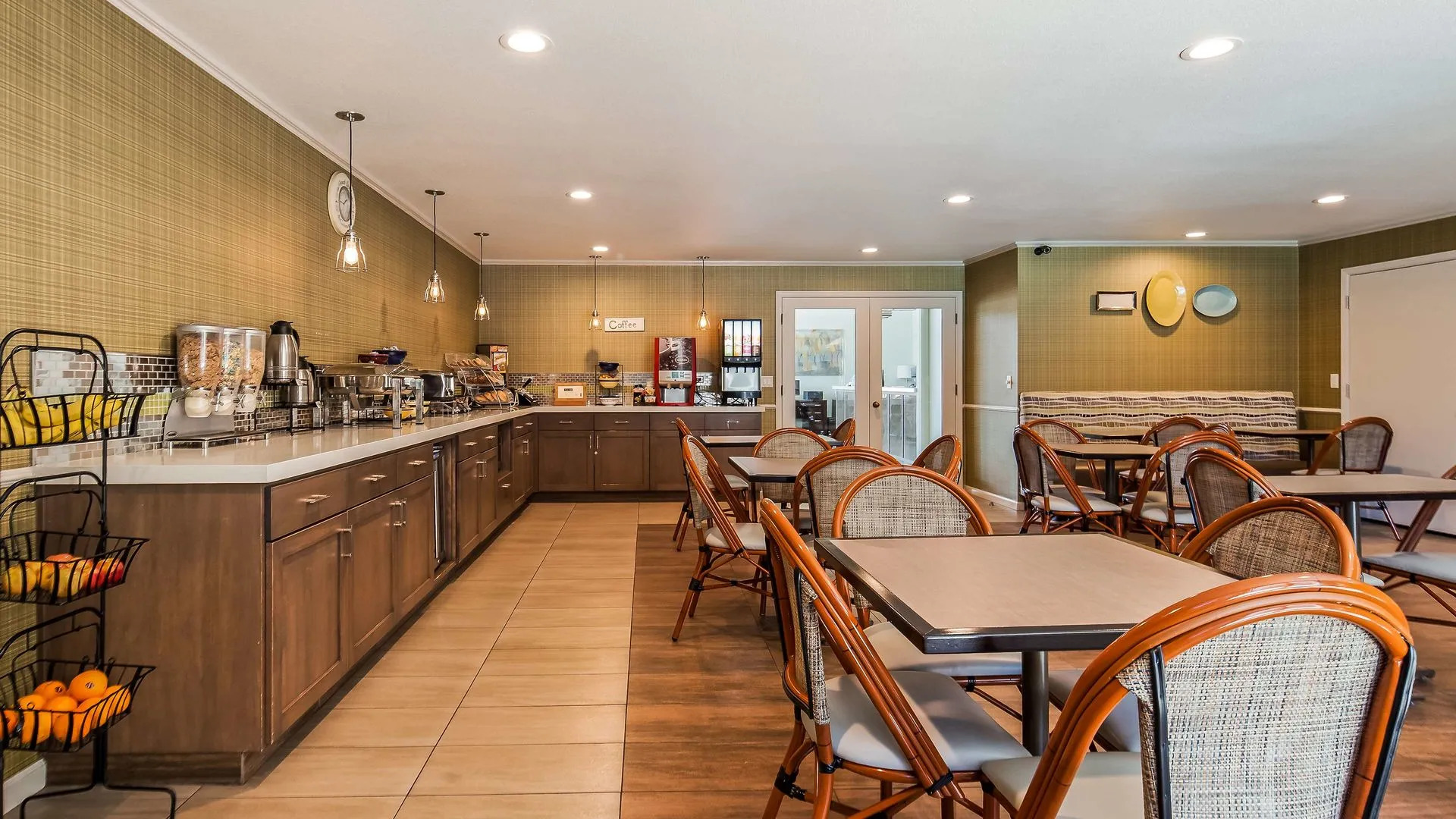 Best Western Plus Inn Scotts Valley