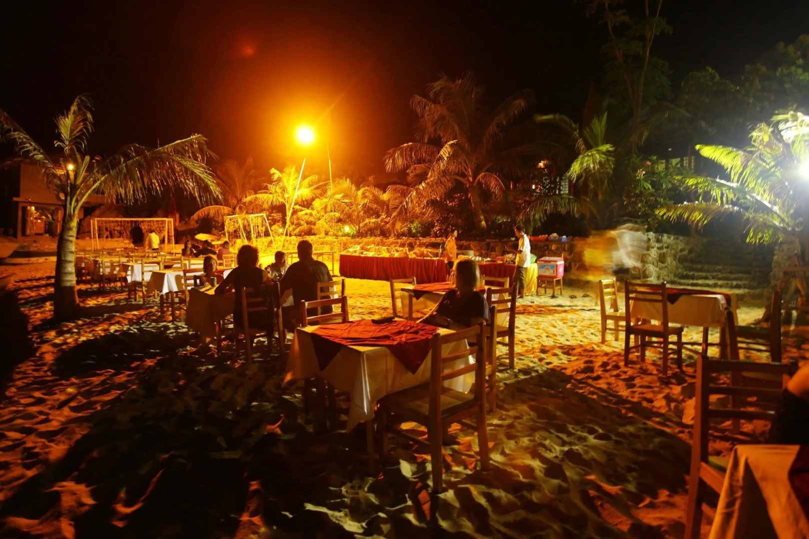 Monkey Island Resort