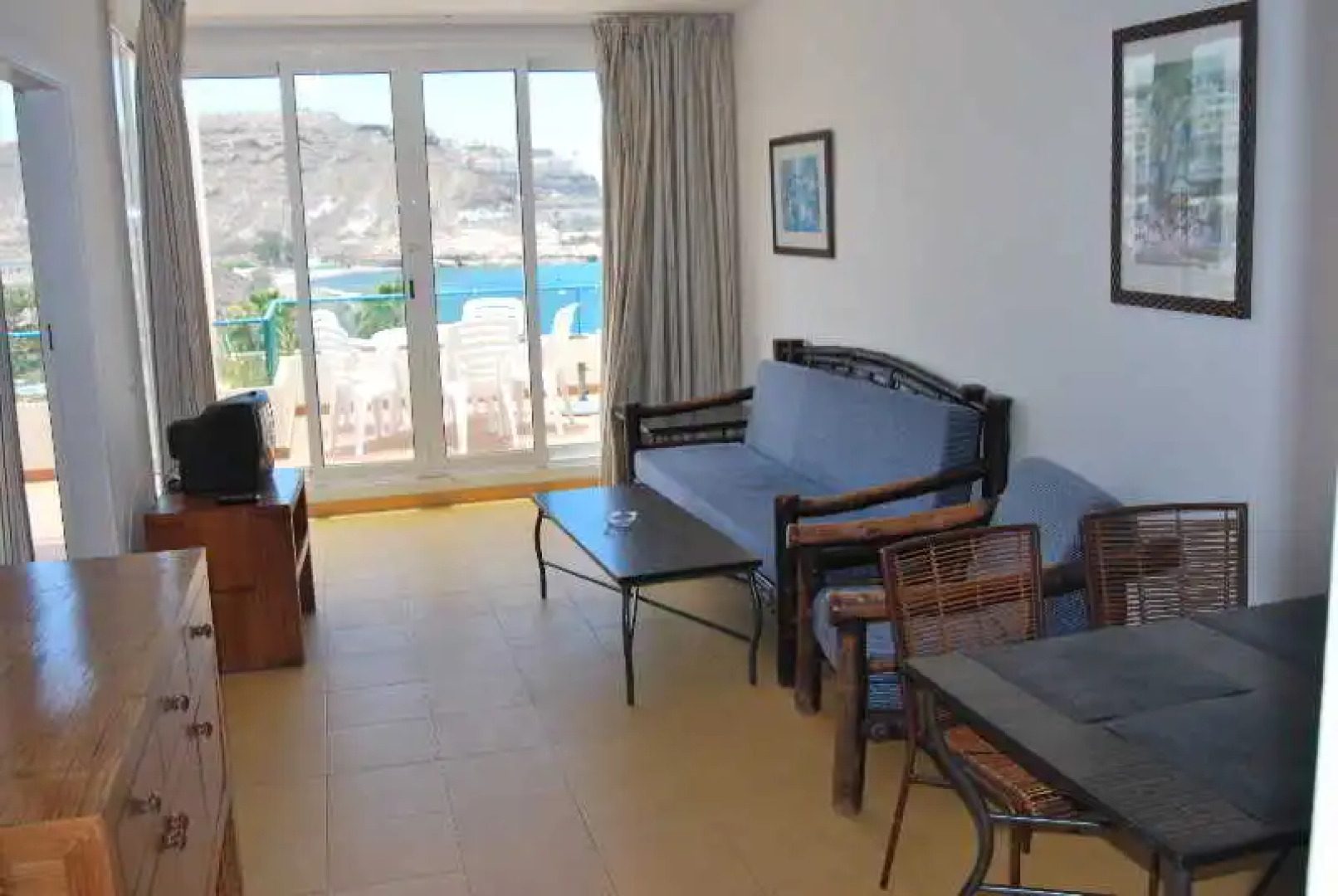 Lake Cliffe Condominiums