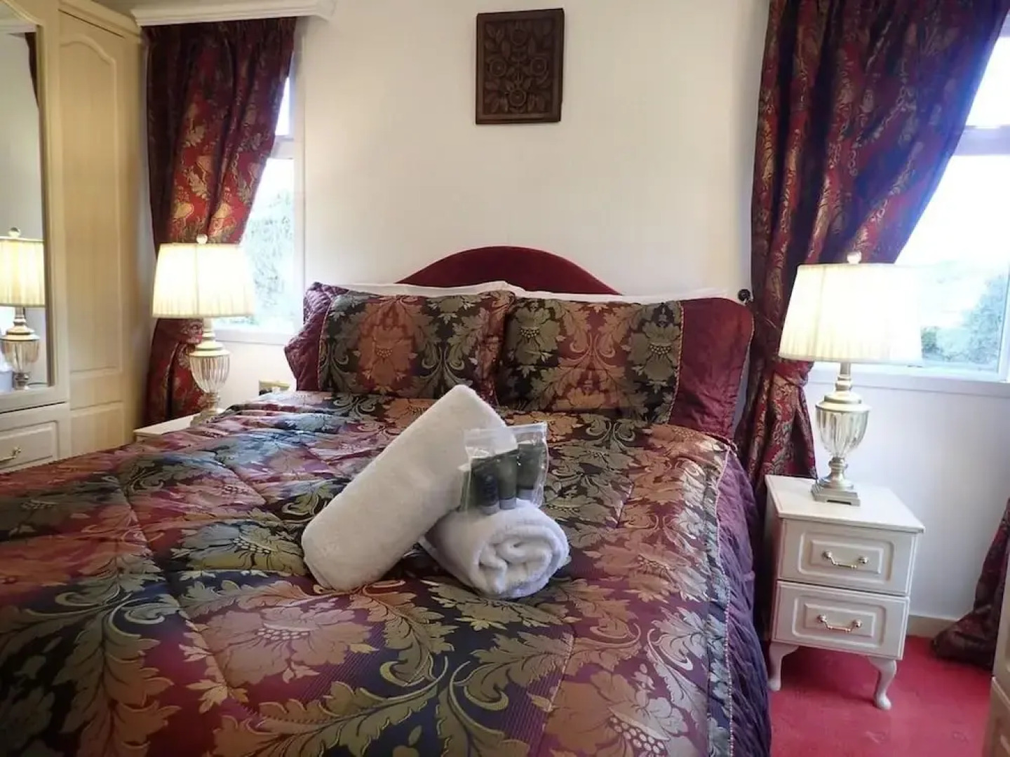 Millpond Chalet Retreat in Machynlleth