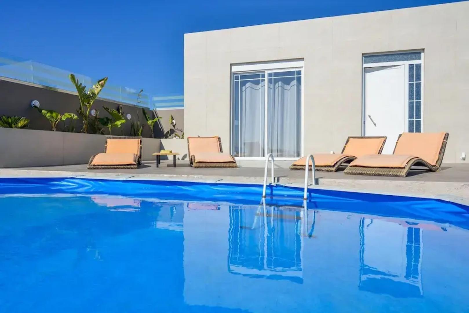 Adorno Luxury Villas Pequeno