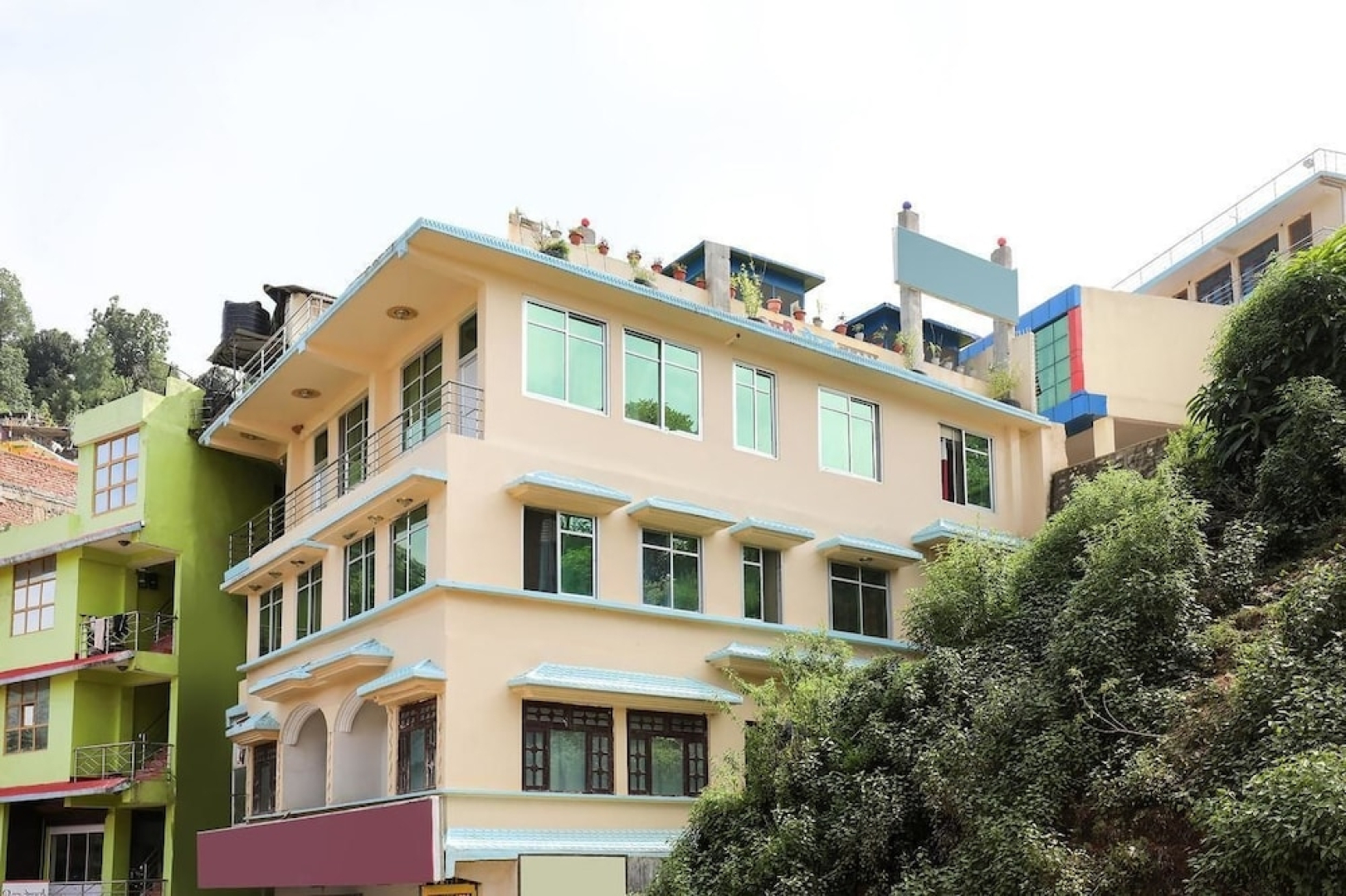 SPOT ON 541 Apee Guest House