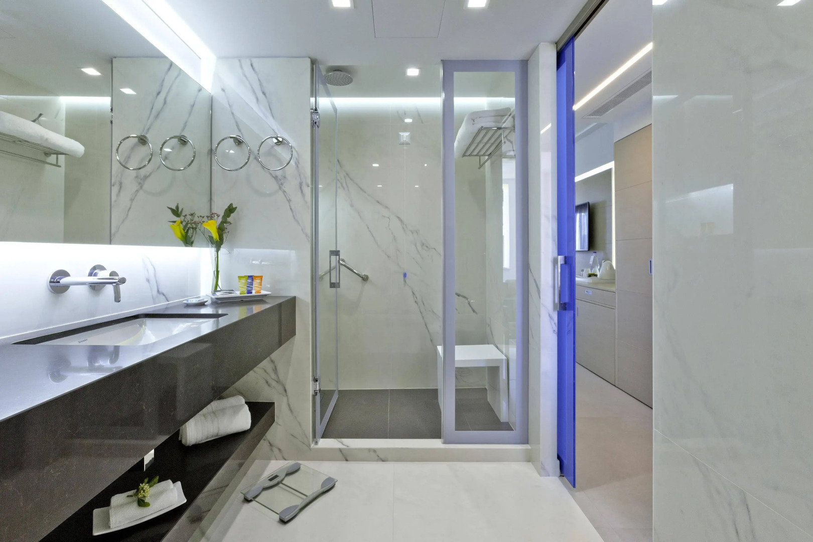 Neptune Luxury Resort