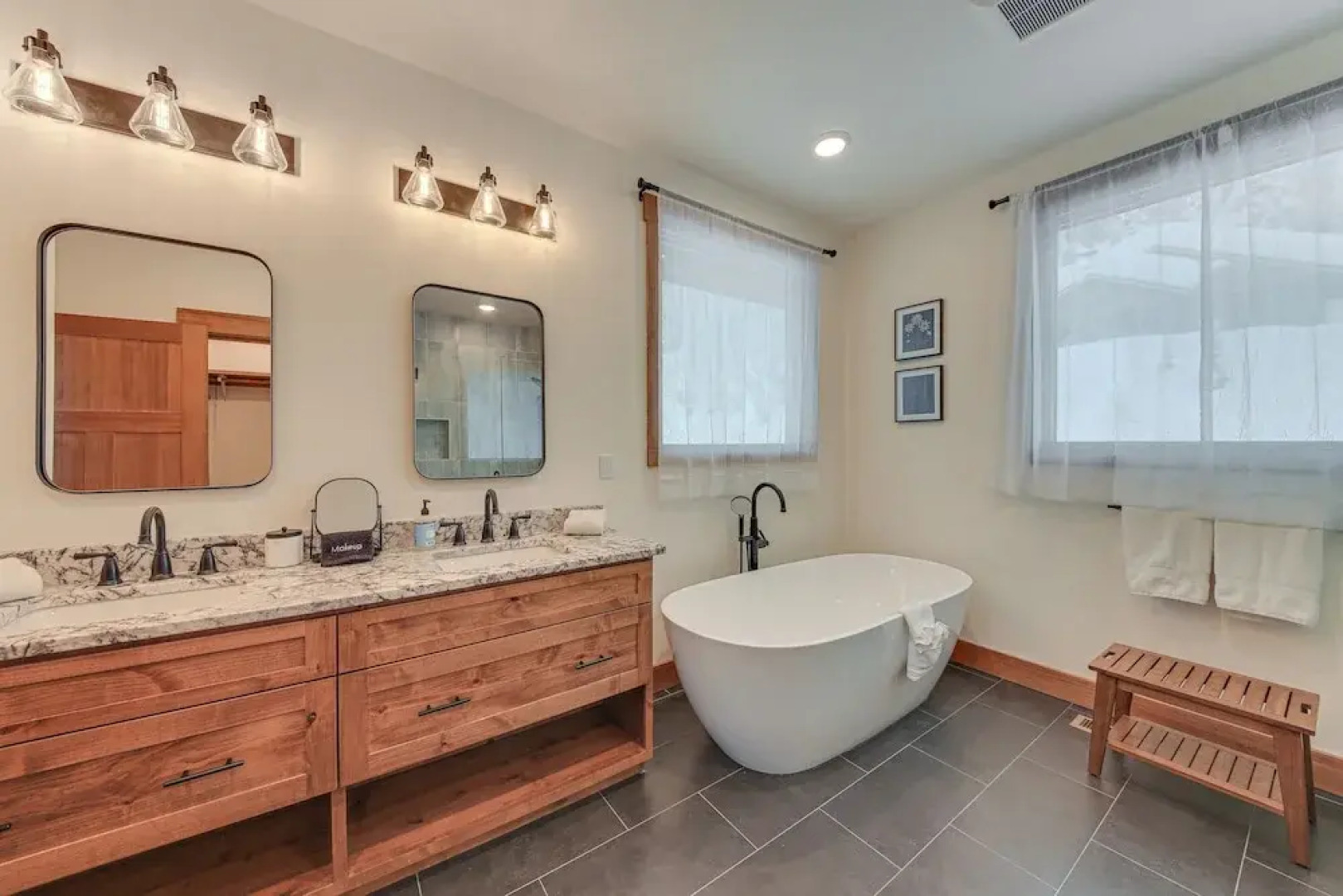 Ski-in/out Schweitzer Mountain Home in Sandpoint!