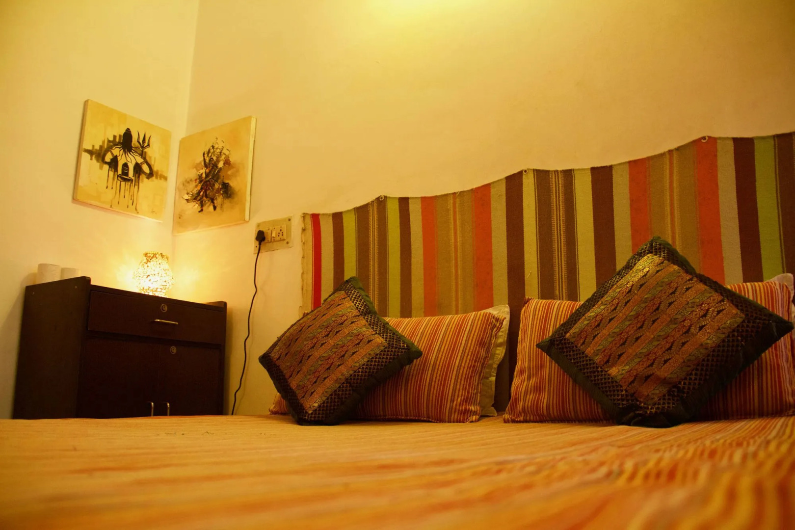 goSTOPS Lite Varanasi