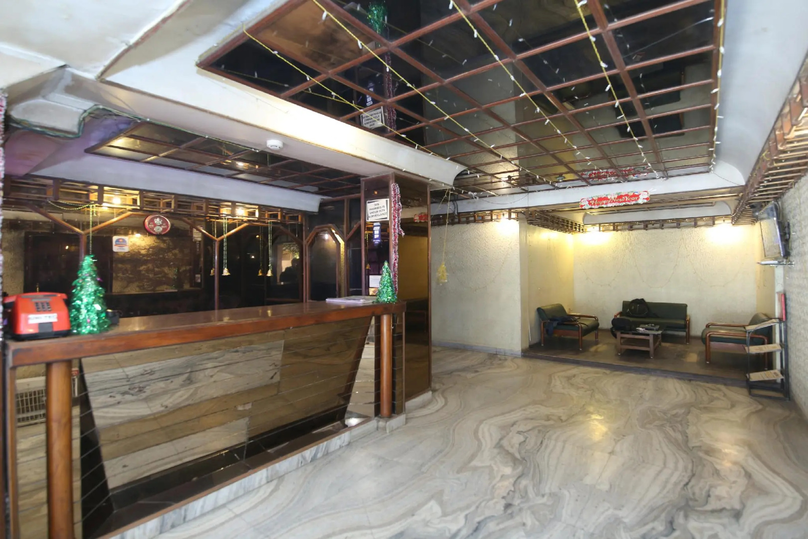 Capital O 27607 Hotel Kartik