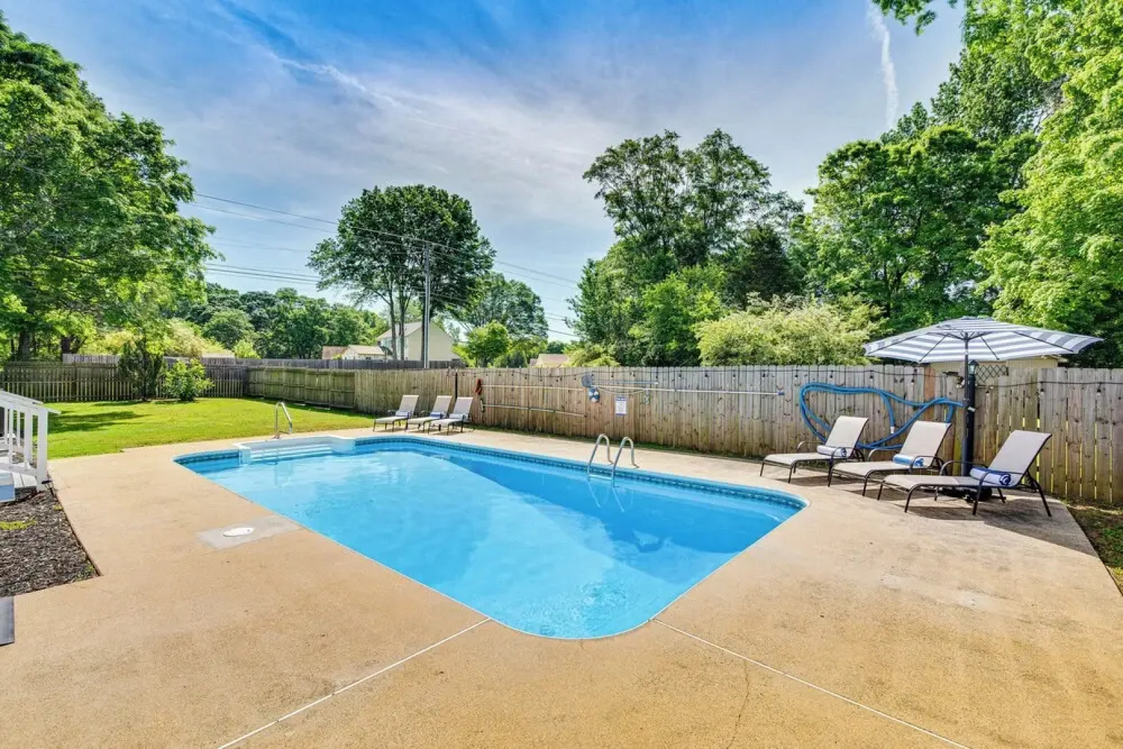 Acworth Oasis w/ Pool, Hot Tub & Fire Pit!