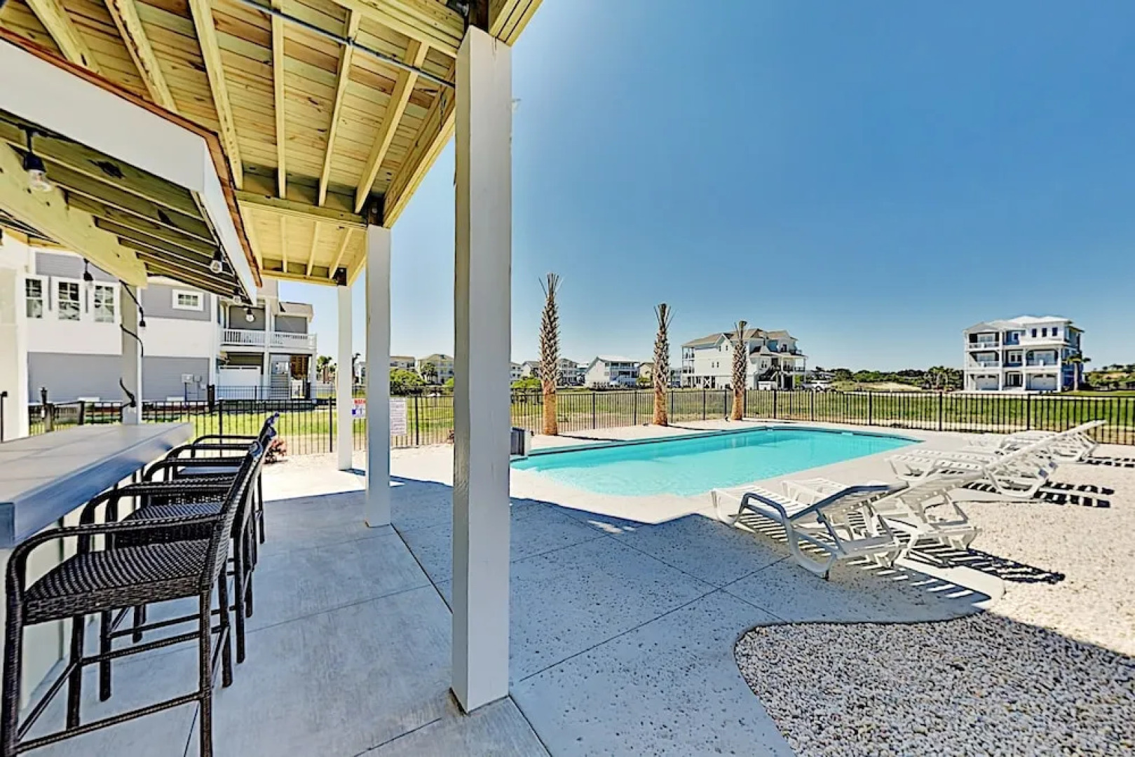 New Oceanside W/ Private Pool & Elevator 7 Bedroom Home