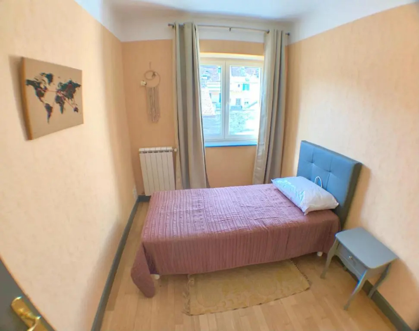 Le Clos Saint Gilles, T5, village viticole