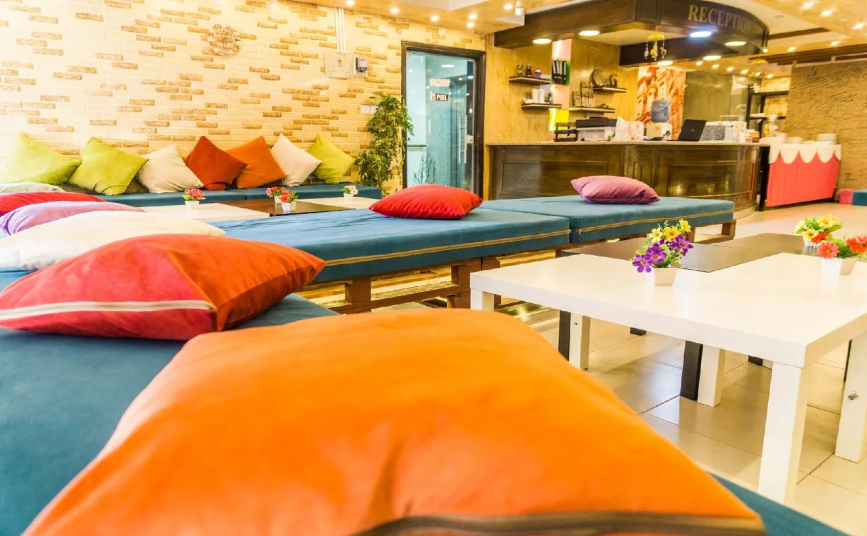 Petra Capsule Hostel