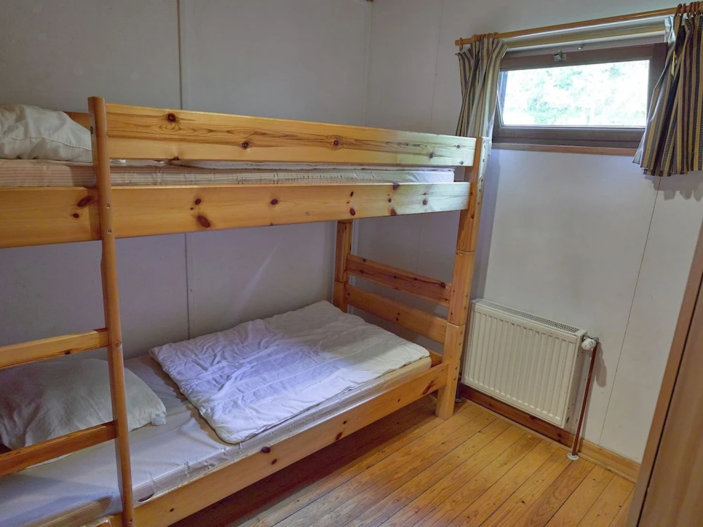 Beautiful Chalet Situated at the Edge of a Wood