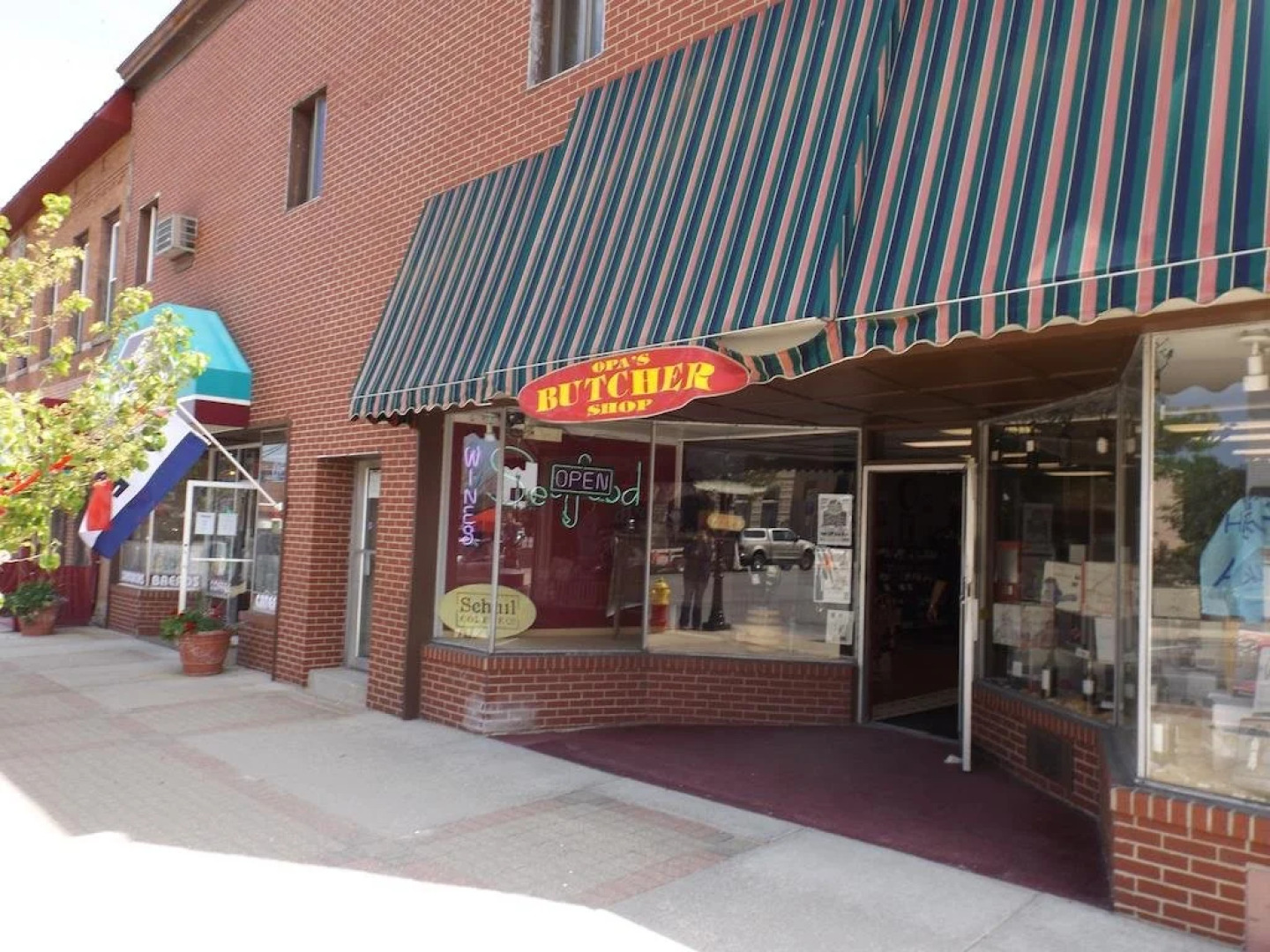 Hermanns European Inn