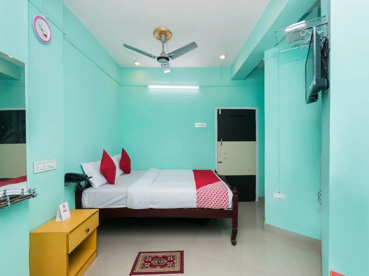 OYO Flagship 10471 Hotel Samrat Palace