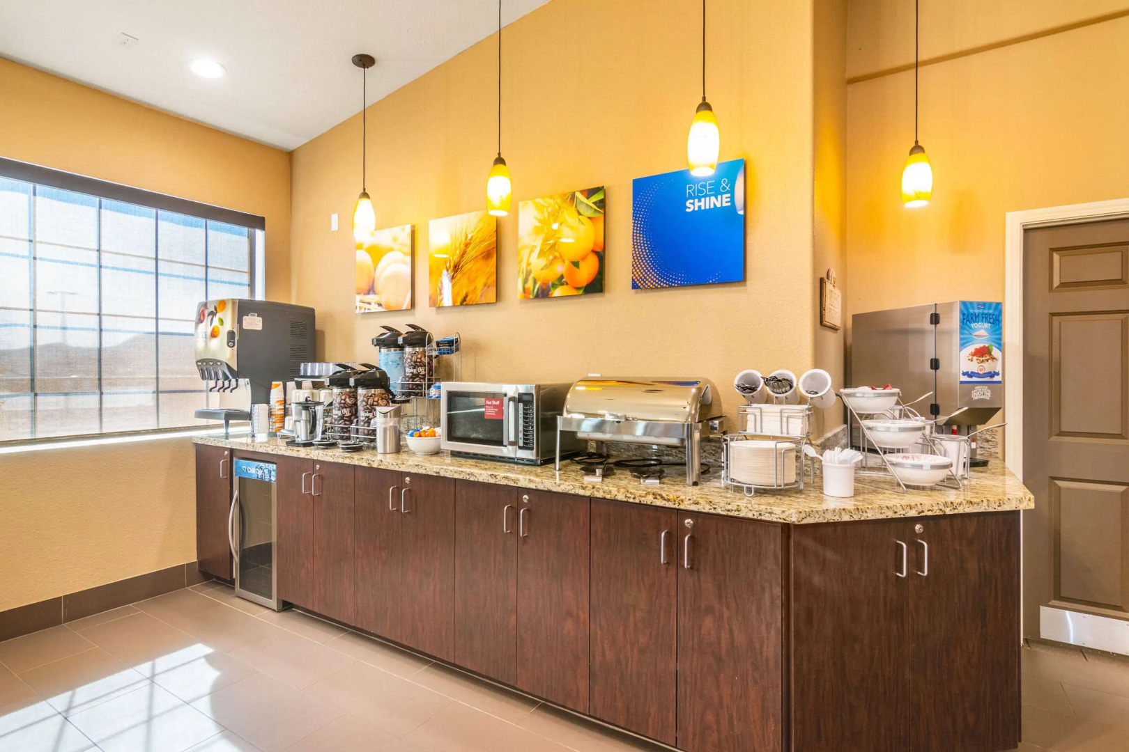 Comfort Inn & Suites