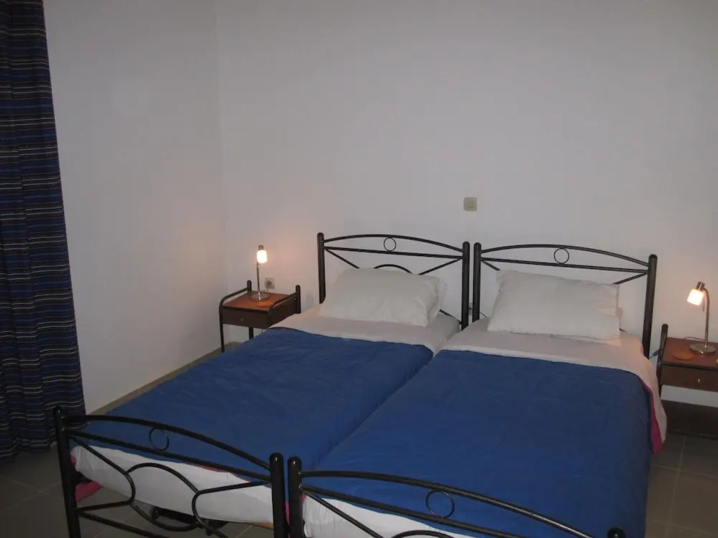 Luxurious Holiday Home in Vamos Plaka With Swimming Pool