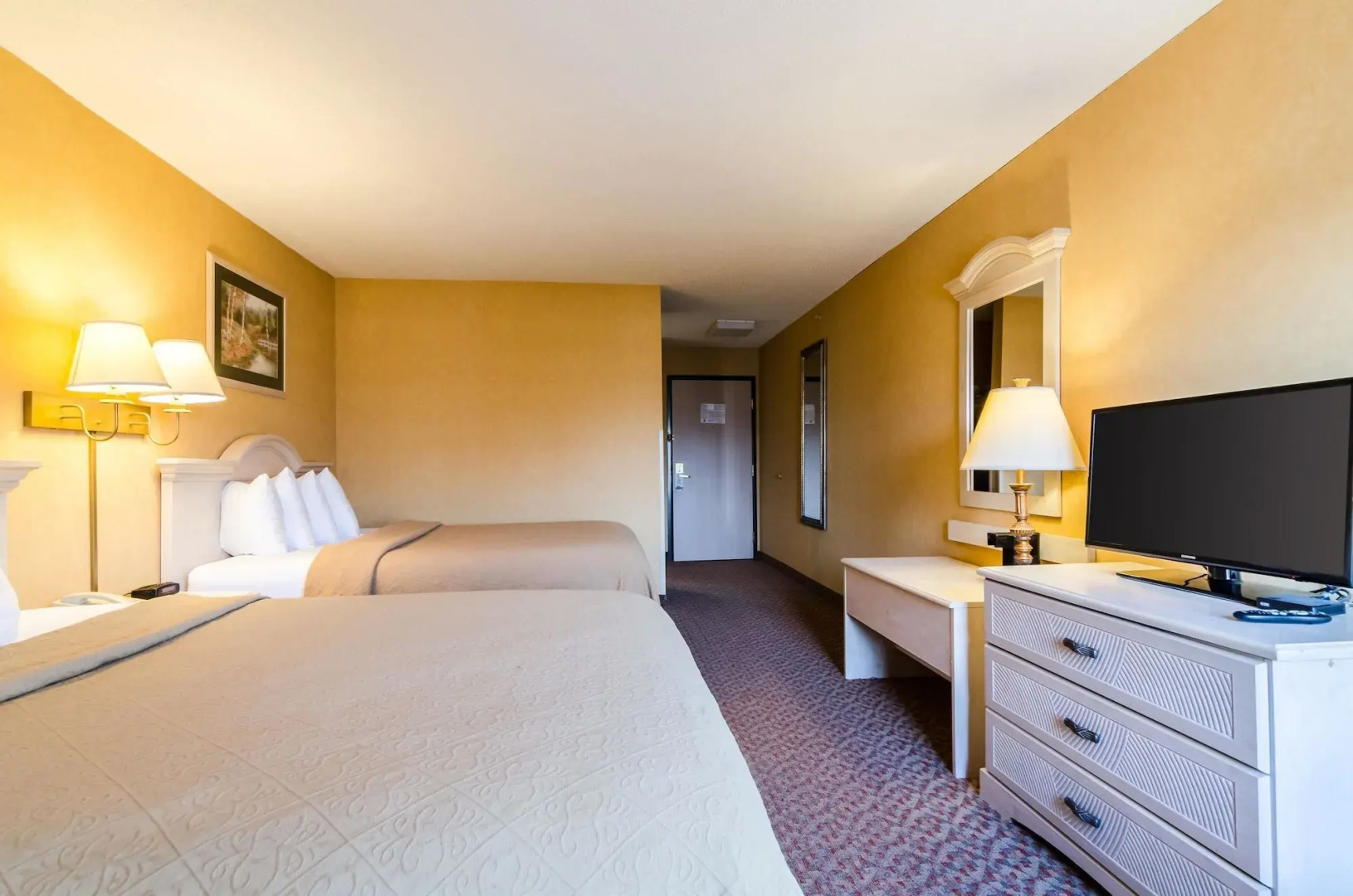 Quality Inn & Suites Manhattan